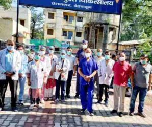 Big news:- Doctors are celebrating black day in Uttarakhand, doctors rallied across the state against Baba Ramdev.