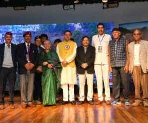 CM Dhami participated in the program “Awaaz Suno Paharo Ki” in the Culture Department auditorium.