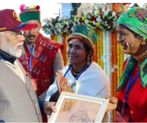Anupriya from Uttarakhand carved PM’s picture on bhojpatra, Prime Minister Modi was happy to see it