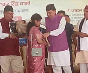 CM Dhami honored the families of martyrs, increasing the ex-gratia amount from ₹10 lakh to ₹50 lakh.