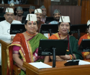 President Draupadi Murmu was introduced to traditional attire and jewelry, including the Pahari cap, Tehri’s nose ring, and Kumaon’s Pichhoda.