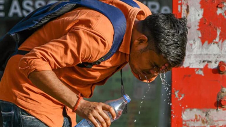 tp5o61k_delhi-heat-wave_625x300_17_May_22