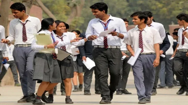 1kirv07c_students-generic_625x300_29_March_26
