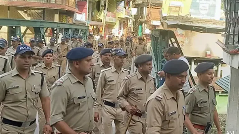8ik97p4o_uttarakhand-police-generic_625x300_29_January_24 (1)