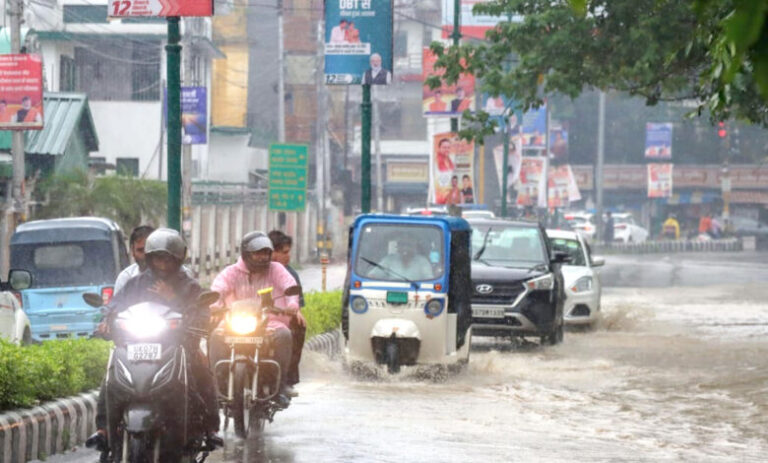 Poor-drainage-waterlogging-expose-gaps-in-urban-planning-780x470